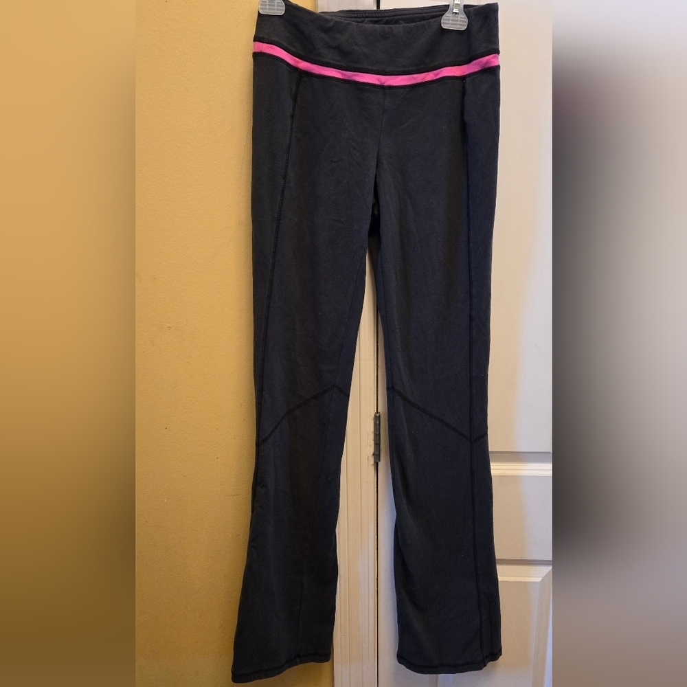 Old Navy Grey and Pink Boot Cut Active Pants Size Medium Tall